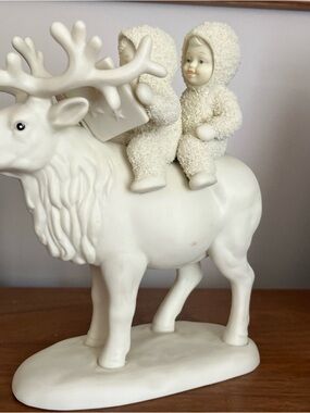 RETIRED 2001 - Snowbabies Journey for Two